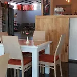 Erandi 3*
