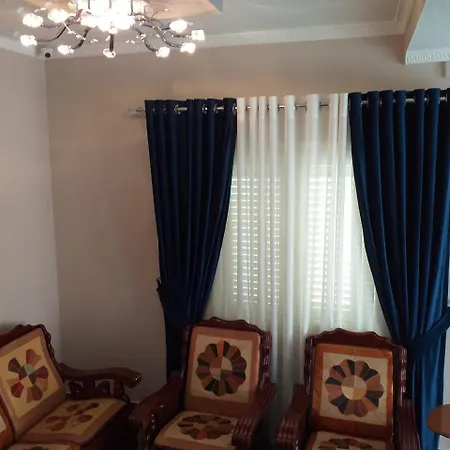 Erandi فندق Rinas